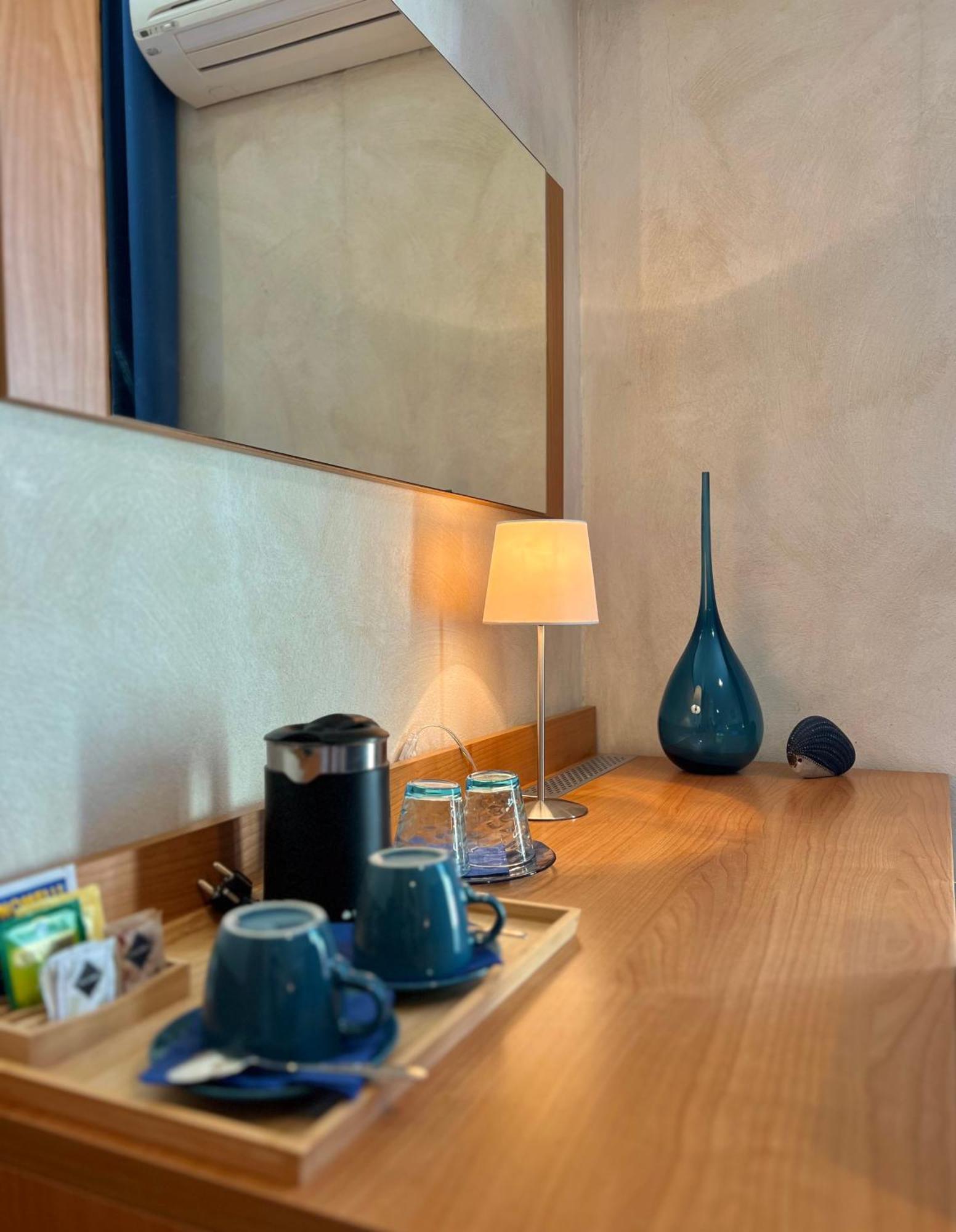 Acqua Di Mare Bed & Breakfast Bordighera Bagian luar foto