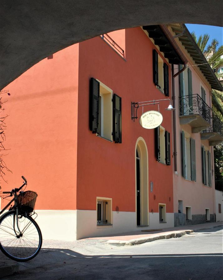 Acqua Di Mare Bed & Breakfast Bordighera Bagian luar foto